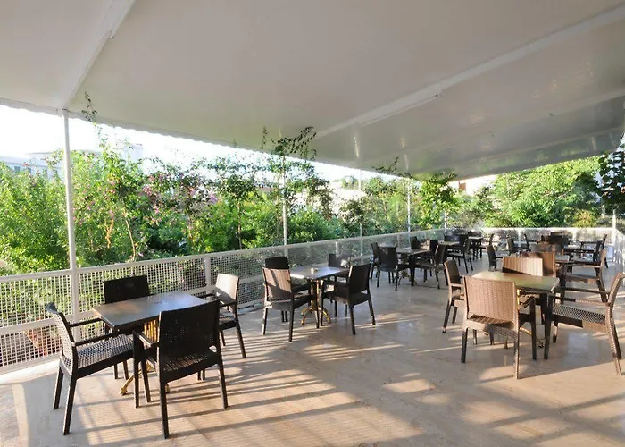 Hotel Adler 2*