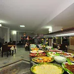酒店 Adler 马尔马里斯