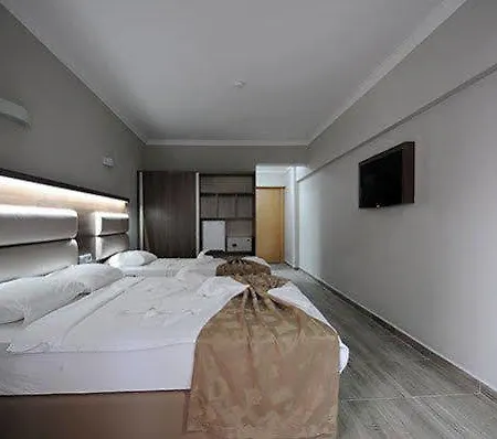 فندق Adler مرمريس