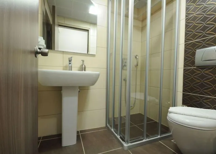 ホテル Adler マルマリス