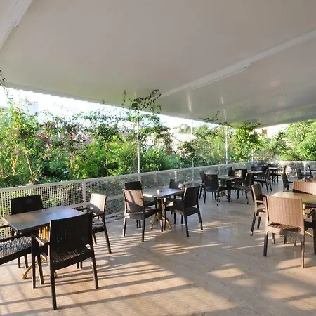 Otel Adler 2*